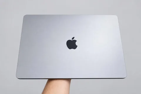MacBook Air 15″ M4 — 16GB / 512GB — #11029